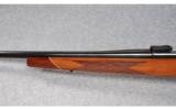 Weatherby Model Mark V .257 Wby. Mag. - 6 of 9