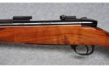 Weatherby Model Mark V .257 Wby. Mag. - 4 of 9