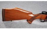 Weatherby Model Mark V .257 Wby. Mag. - 5 of 9