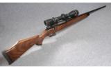 Weatherby Model Mark V .270 Wby. Magnum - 1 of 9
