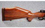 Weatherby Model Mark V Sporter .300 Wby. Mag. - 5 of 9