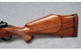 Weatherby Model Mark V Sporter .300 Wby. Mag. - 7 of 9
