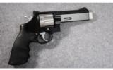 Smith & Wesson Model 627-5 Performance Center .357 Magnum - 1 of 5