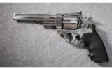 Smith & Wesson Model 624 .44 S&W - 2 of 6