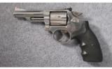 Smith & Wesson Model 66-4 .357 Magnum - 2 of 5