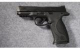 Smith & Wesson Model M&P40 .40 S&W - 2 of 5