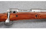 Savage Model 12 Laminate Thumbhole SF .223 Rem. - 2 of 9