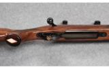 Weatherby Model Mark V Deluxe .257 Wby. Mag, - 3 of 9