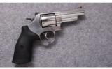 Smith & Wesson Model 629-6 .44 Magnum - 1 of 5