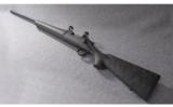 Remington Model 700 Varmint Synthetic LH .223 Rem. - 1 of 9