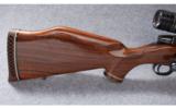 Weatherby Model Mark V .300 Wby. Mag. - 5 of 9