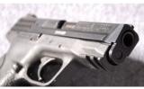 Smith & Wesson ~ M&P40C ~ .40S&W - 4 of 4