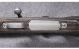 Remington Model 700 Varmint Laminated Thumbhole Stainless Fluted
.223 Rem. - 3 of 9