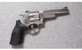 Smith & Wesson Model 629-6 ~ .44 Magnum - 1 of 5