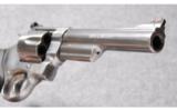 Smith & Wesson Model 629-6 ~ .44 Magnum - 4 of 5