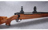 Weatherby Model Mark V
Deluxe with 2 Barrels ~ .30-378 Wby. Mag. and .416 Wby. Mag. - 2 of 9