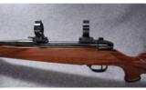 Weatherby Model Mark V
Deluxe with 2 Barrels ~ .30-378 Wby. Mag. and .416 Wby. Mag. - 4 of 9