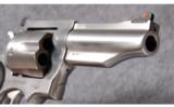 Ruger Model Redhawk .44 Magnum - 4 of 5