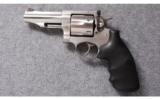 Ruger Model Redhawk .44 Magnum - 2 of 5