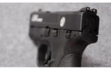 Smith & Wesson ~ M&P40 Shield ~ .40 S&W - 3 of 5