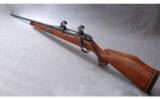 Weatherby ~ Mark V Deluxe ~ LH ~ 7mm Wby. Mag. - 1 of 9