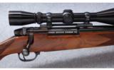 Weatherby ~ Mark V Deluxe ~ .300 Wby. Mag. - 3 of 9