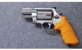 Smith & Wesson ~ 460ES ~ .460 S&W Magnum - 2 of 8