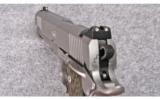 Kimber ~ Stainless TLE II ~ .45 Auto - 3 of 4