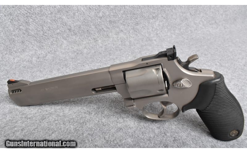 Taurus ~ 425 ~ .41 Magnum