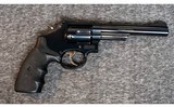 Smith & Wesson ~ Model 19-7 ~ .357 Magnum - 1 of 3