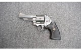 Smith & Wesson ~ 629-1 ~ .44 Remington Magnum - 2 of 6