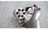 Smith & Wesson ~ 686-4 ~ .357 Magnum - 5 of 5