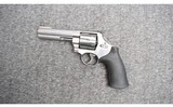 Smith & Wesson ~ 629-6 ~ .44 Magnum - 2 of 5