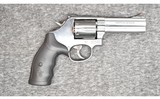 Smith & Wesson ~ 686-6 ~ .357 Magnum - 1 of 3