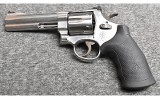 Smith & Wesson~ 629-6 ~ .44 Magnum - 2 of 3