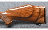 Weatherby ~ Mark V ~ .300 Magnum - 9 of 10