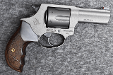 Taurus Armas ~ 856 ~ .38 Special - 1 of 2