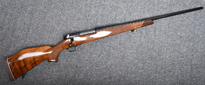 Weatherby ~ Mark V ~ .300 Magnum
