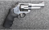 Smith & Wesson ~ 629-6 ~.44 Magnum - 2 of 2