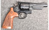 Smith & Wesson ~ 29-10 ~ .44 Magnum - 2 of 5