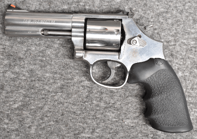 Smith & Wesson ~ 686-6 ~ 357 Magnum