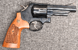 Smith & Wesson ~ 29-10 ~ 44 Magnum - 1 of 2