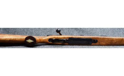 Weatherby ~Mark V~ .300 Winchester Magnum - Image 8 of 10