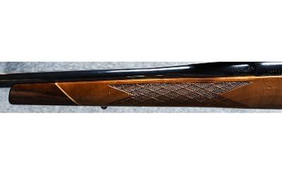 Weatherby ~Mark V~ .300 Winchester Magnum - Image 6 of 10