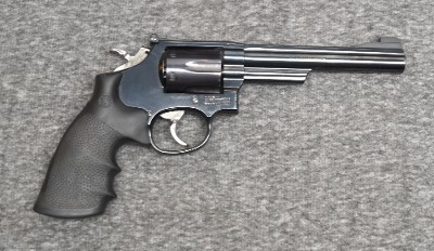 Smith & Wesson ~ 19-7 ~ .357 Magnum - Image 1 of 3