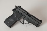 SIG P 229 in .40 S&W with rail , looks new - 1 of 14