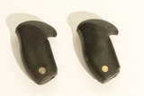 Taurus Trakker Grips - 2 of 4