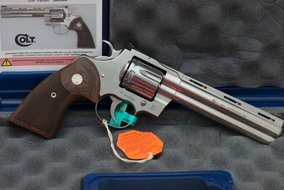 Colt Python 357 Magnum High Gloss Steel 6" - Image 4 of 6