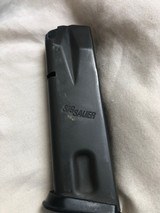 Sig Sauer P229 9mm - 5 of 9