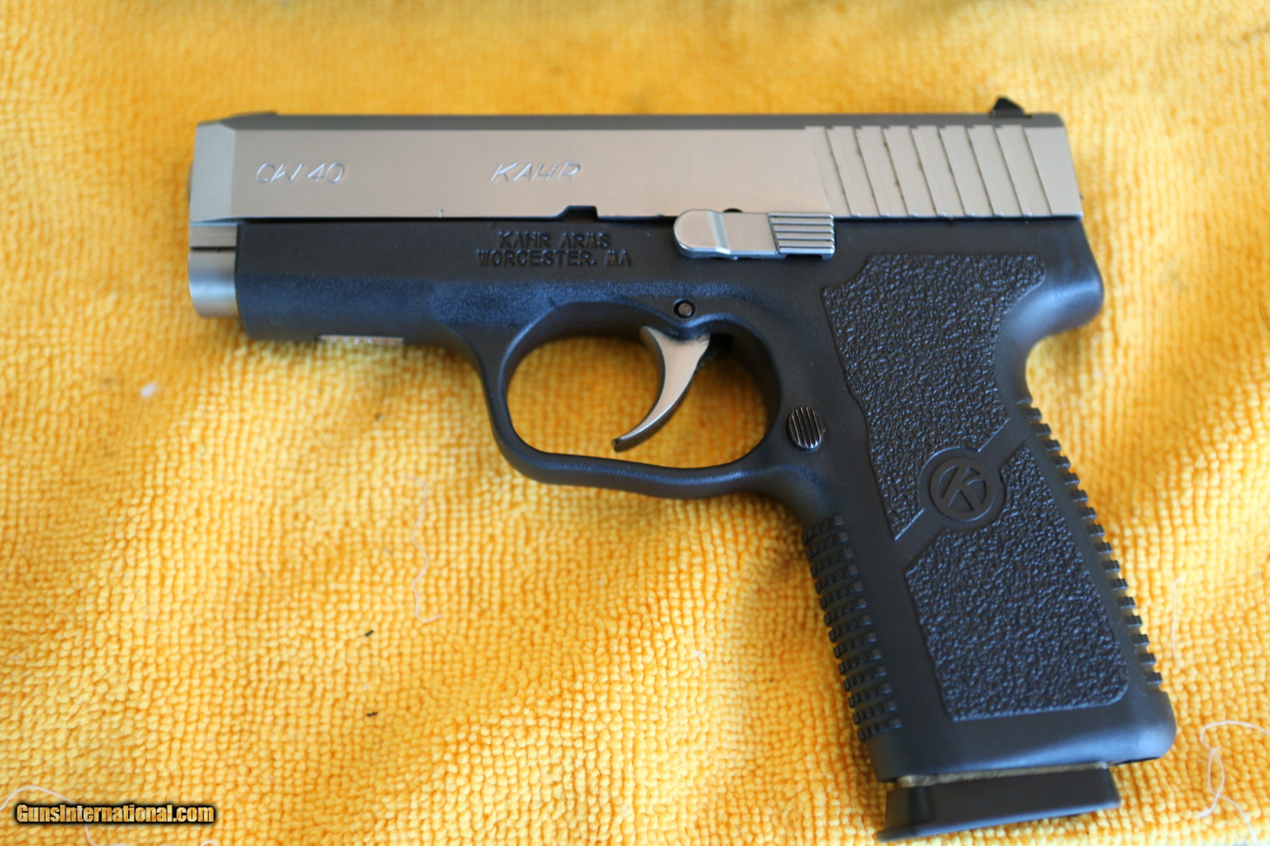 Kahr CW 40